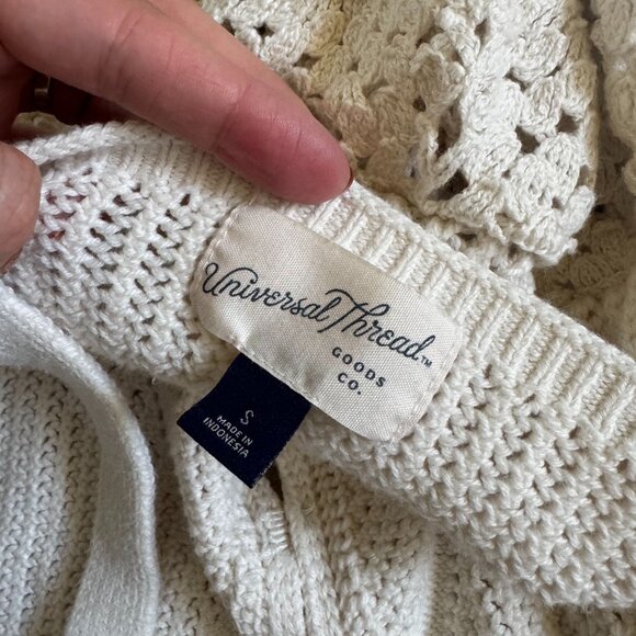 🤍 Universal Thread Crochet Peplum Tank Top – Cream (Size S) 🤍 - Picture 4 of 5